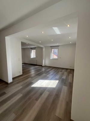 Schönes und modernisiertes 3,5-Zimmer-Reihenendhaus mit geh. Innenausstattung