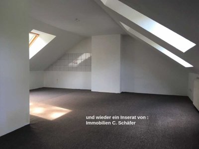 Unna, Iserlohner Straße ! modernes 33m² DG Appartement mit gefliestem Tageslicht-Duschbad ! EBK mögl