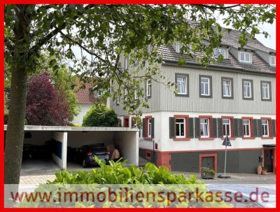 Außergewöhnliche Doppelhaushälfte in ruhiger Lage