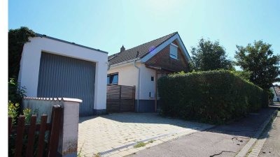 Großzügiges Einfamilienhaus mit wunderschönem Garten und Blick auf die Weinberge