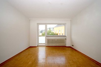 Nordend - Sonnige 2ZKB mit Balkon, Aufzug & Stellplatz – sofort frei