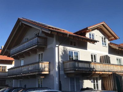 Stilvolle, neuwertige 3-Zimmerwohnung mit gehobener Innenausstattung