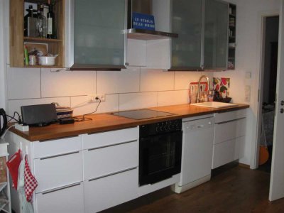 Helle 2,5-Zimmer Wohnung mit Balkon in Hürth