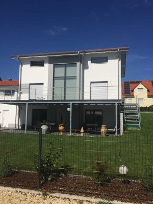 Großes und neuwertiges 6-Zimmer-Haus mit gehobener Innenausstattung in Oberhausen