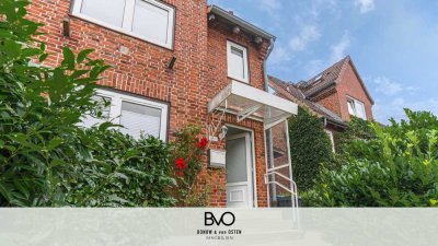 Doppelte Wohnqualität: vereinte Haushälften mit Garten und Kamin. Frei