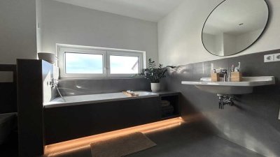 Einziehen und Wohlfühlen. Doppelhaushälfte mit Terrasse, 2 Bädern usw. im Leipziger Süden