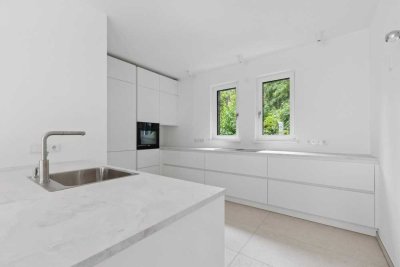 Wohntraum mit Haus in Haus Charakter und Garten sowie privater Terrasse