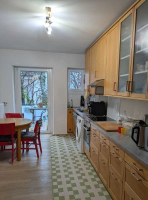 Helle, moderne 3-Zimmer-Wohnung in MFH in Freiburg-Herdern zu vermieten