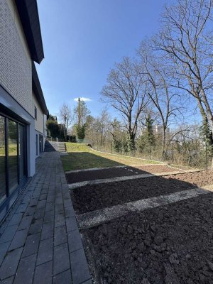Großzügiges Gartenparadies in ruhiger Lage – 140 qm