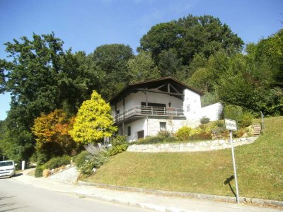 Stilvolles EFH mit Garage in exklusiver Wohnlage