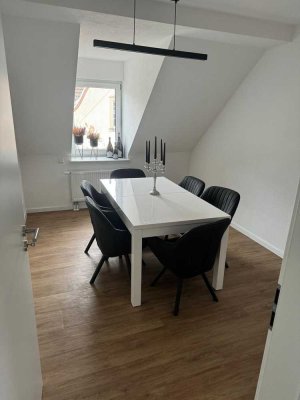 Attraktive und sanierte 6-Zimmer-DG-Wohnung mit gehobener Innenausstattung in Pirmasens