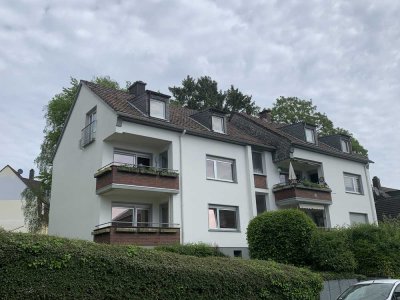 Renovierte 2-Zimmer-Wohnung mit Balkon in ruhiger Wohnlage von SG-Gräfrath