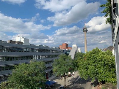 Wundervolle Dachgeschosswohnung am Innenhafen