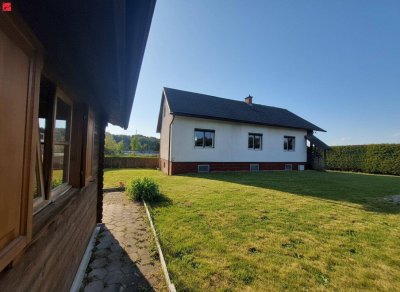 Sonniges Einfamilienhaus mit möblierter Gartenhütte