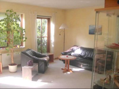 Ruhige Terrassenwohnung (Erdgeschoss im Zweifamilienhaus)
