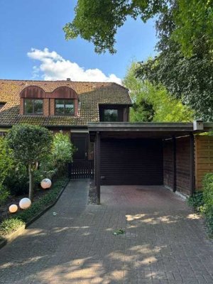 Besonders...familienfreundlich, Reihenendhaus an der Glinder Au.