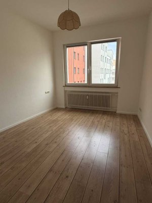Helle 2-Zimmer-Wohnung im 2. OG in Aschaffenburg Stadtmitte