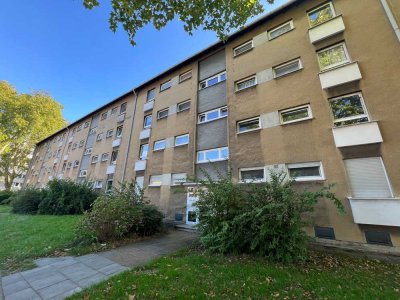 Schöne Wohnung - für Sie renoviert - 3 Zi.-Whng. - Wannenbad - Balkon - Duisburg Rheinhausen