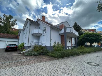 Helle 3-Zimmer-Wohnung mit großem Eckbalkon in begehrter Wohnlage in Bruchsal