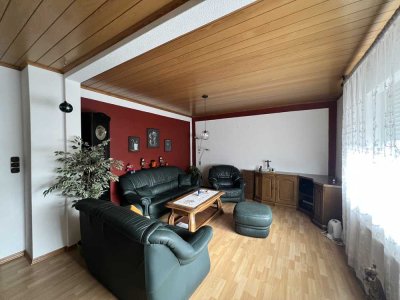 Freistehendes Einfamilienhaus mit großem Grundstück & Ausbaupotenzial in begehrter Lage v. Griesheim