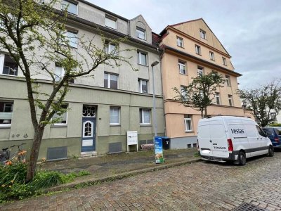 2-Zimmer-Wohnung mit Balkon!