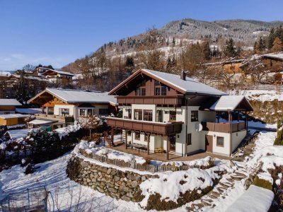 Landhausidylle mit Blick auf die Berge und viel Sonne