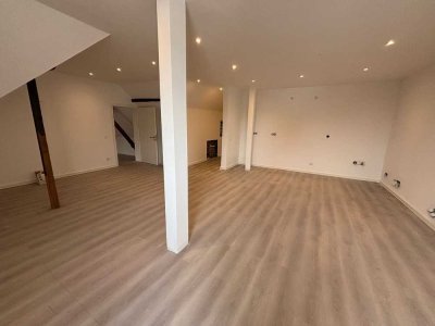 Frisch sanierte 5 -Zimmer-Wohnung in Piesport