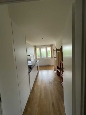 Helle 2-Zimmer-Wohnung - Zwischenmiete