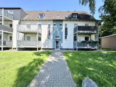 Praktische Singlewohnung mit Wannenbad und Fenster