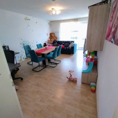 Helle 2-Zimmer Wohnung im 4. OG mit Balkon in Augsburg-Lechhausen