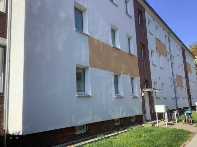 Zuhause fühlen: Gemütliche 3-Zimmer-Wohnung mit Balkon und Blick ins Grüne
