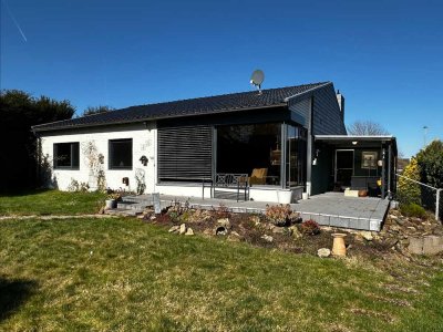 Wohnen mit Panorama – Vielseitiges Haus mit zusätzlichem Baugrundstück