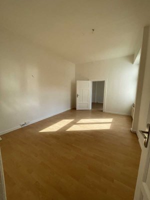 4 Zimmer Wohnung im Erdgeschoss in Magdeburg (ALG II ab 5 Personen) ab sofort!
