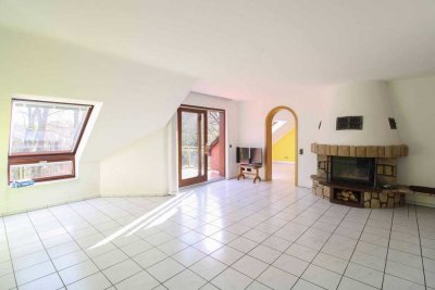Traumhafte, lichtdurchflutete Maisonettewohnung mit Sonnenbalkon und eigener Garage
