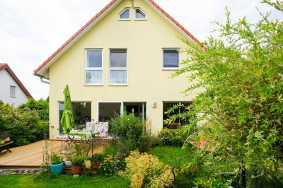 Großzügiges Einfamilienhaus in Stadtrandlage!