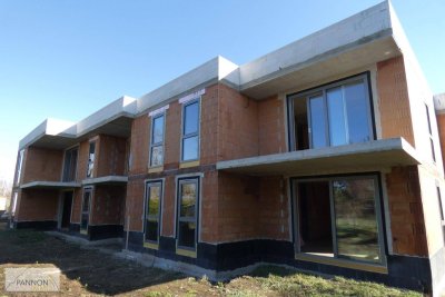 MODERNE NEUBAUWOHNUNG NIEDRIGENERGIE SÜDTERRASSE