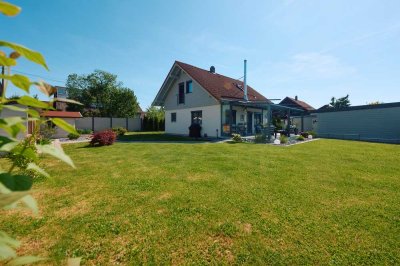 Rottweil-Zepfenhan: Ein Haus zum Verlieben: Top-gepflegtes Einfamilienhaus in sonniger Lage