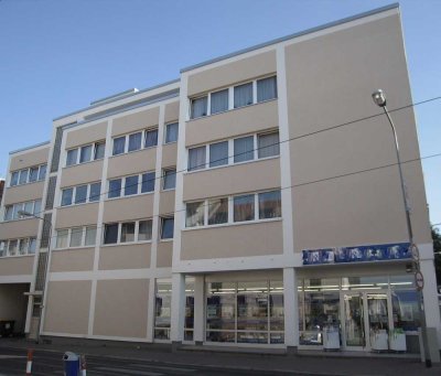 Schöne 2-Zimmer-Wohnung mit Einbauküche in Frankfurt Oberrad