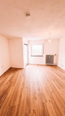 Frisch sanierte 1-Zimmer-Wohnung mit Einbauküche und Balkon in Geislingen