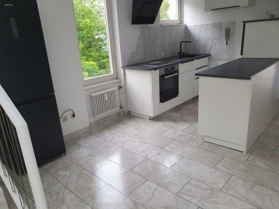 3 geschossige, extravagante Turmwohnung mit Küche