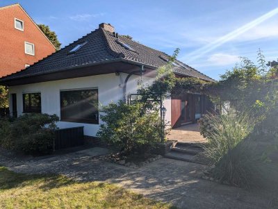 Bezahlbares Einfamilienhaus mit Einliegerwohnung auf großem Grundstück!!!