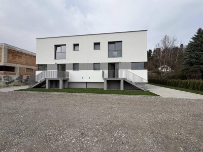 FRÜHLINGSAKTION, 5KW PV-ANLAGE GRATIS DAZU! ENERGIEEFFIZIENTE ERSTBEZUGSHÄUSER SUCHEN IHRE BESITZER!
