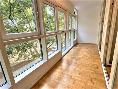 INNSTRASSE, UNBEFRISTET, 62 m2 Altbau inkl. 9 m2 Loggia, 2 Zimmer, Komplettküche, Parketten, gefördert, 2. Liftstock