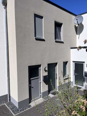 Traumhafte Maisonette mit Schlossblick – Terrasse, Balkon, Stellplätze – möbliert möglich