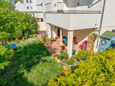 Exklusive Gartenwohnung mit Terrasse & zwei Tiefgaragenplätzen
