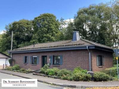 Idyllisches Einfamilienhaus - Wohnkomfort und Funktionalität auf einer Ebene!