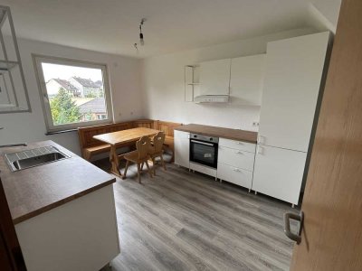 Seltenes Kleinod:  3 ZDKB+ Balkon/Gartennutzung - WG geeignet ab 01.08.