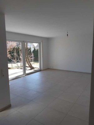 Helle freundliche 2 Zimmer Wohnung mit Aussicht auf die schwäbische Alb