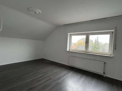 Helle und geräumige 4-Zimmer-Wohnung im Dachgeschoss – Ihr neues Zuhause in Dorsten