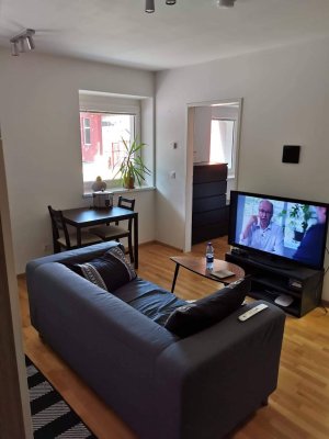 Wohnung mit 2 Zimmern und Einbauküche